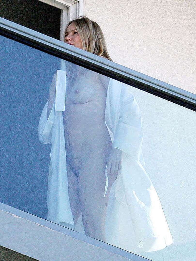 Nude celebs pics free Nude Celebrities.